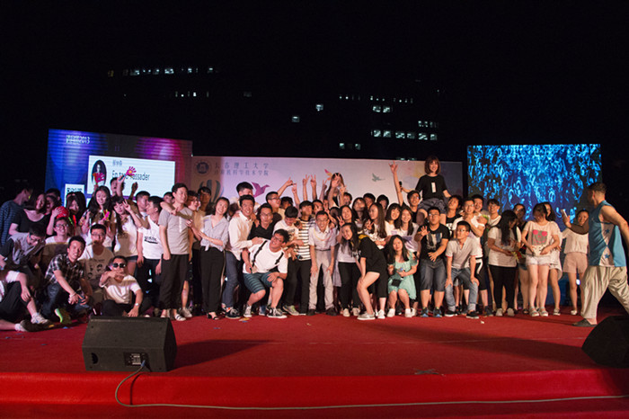 晚会7.jpg